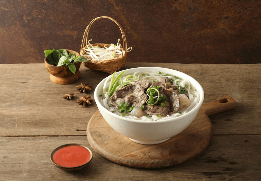 CHIN-SU Chili sauce - Robust flavor of Pho, vermicelli & noodles 235g - Masan Consumer